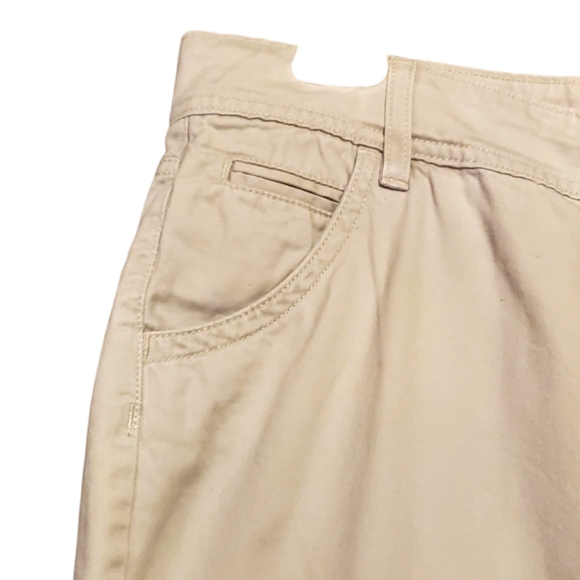 Lee Riders Capris - Picture 3 of 15